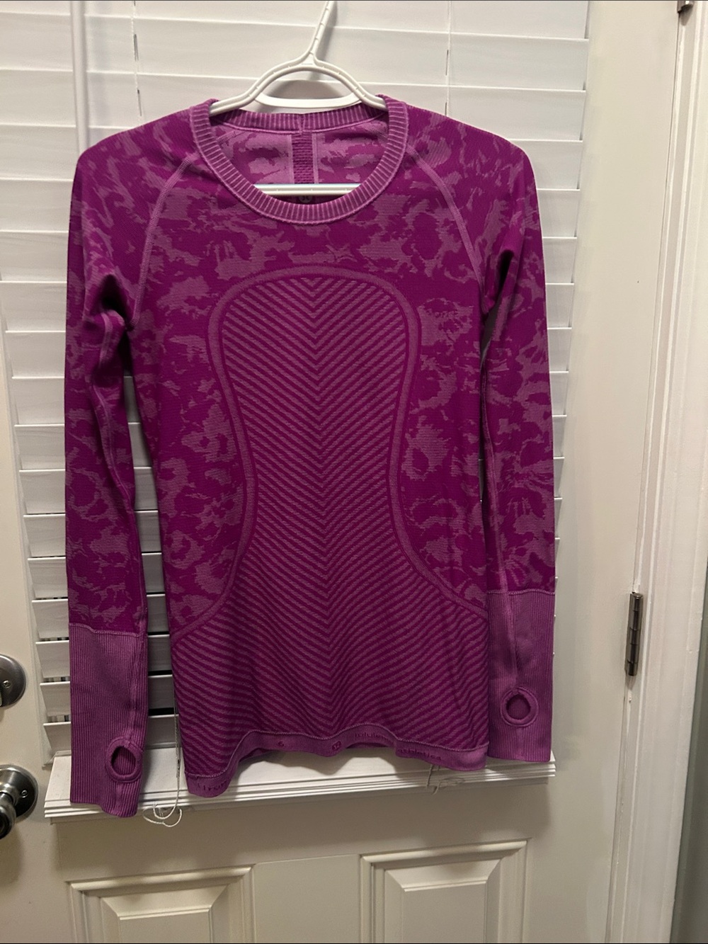 Lululemon Long Sleeve Seamless Knit Top in Magenta